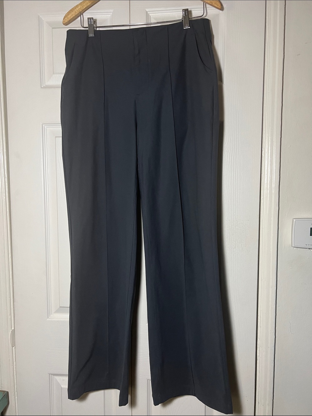 Vuori High waist Wide Leg Trouser Pant Women’s Medium